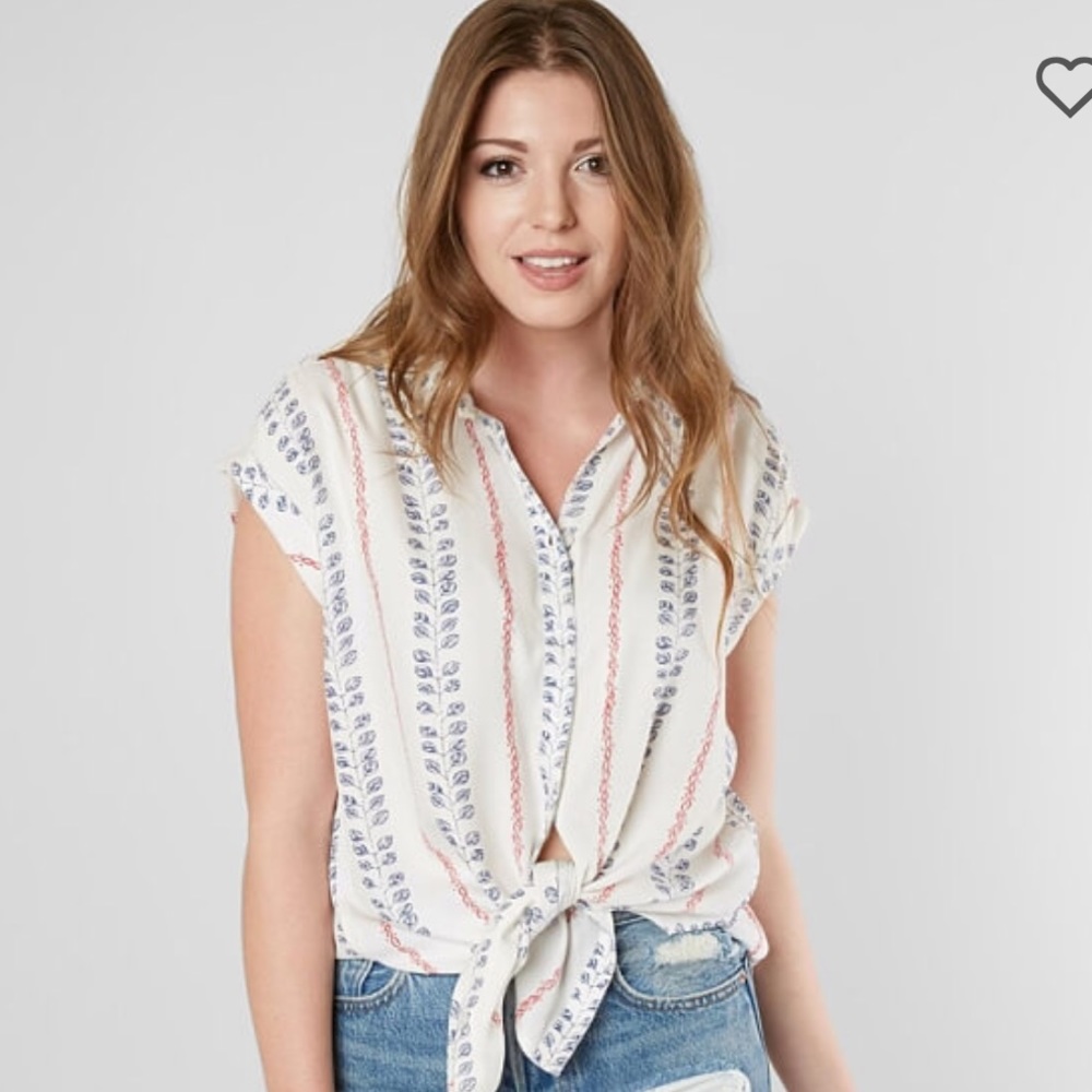 WHITE CROW “Myrtle Button-Down Shirt”